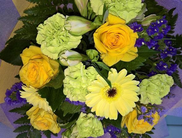 A sunshine coloured bouquet to brighten your day