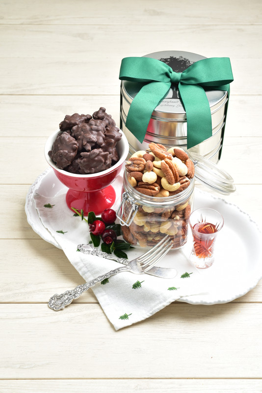 Holiday Shopping Guide from Sunnyland Farms