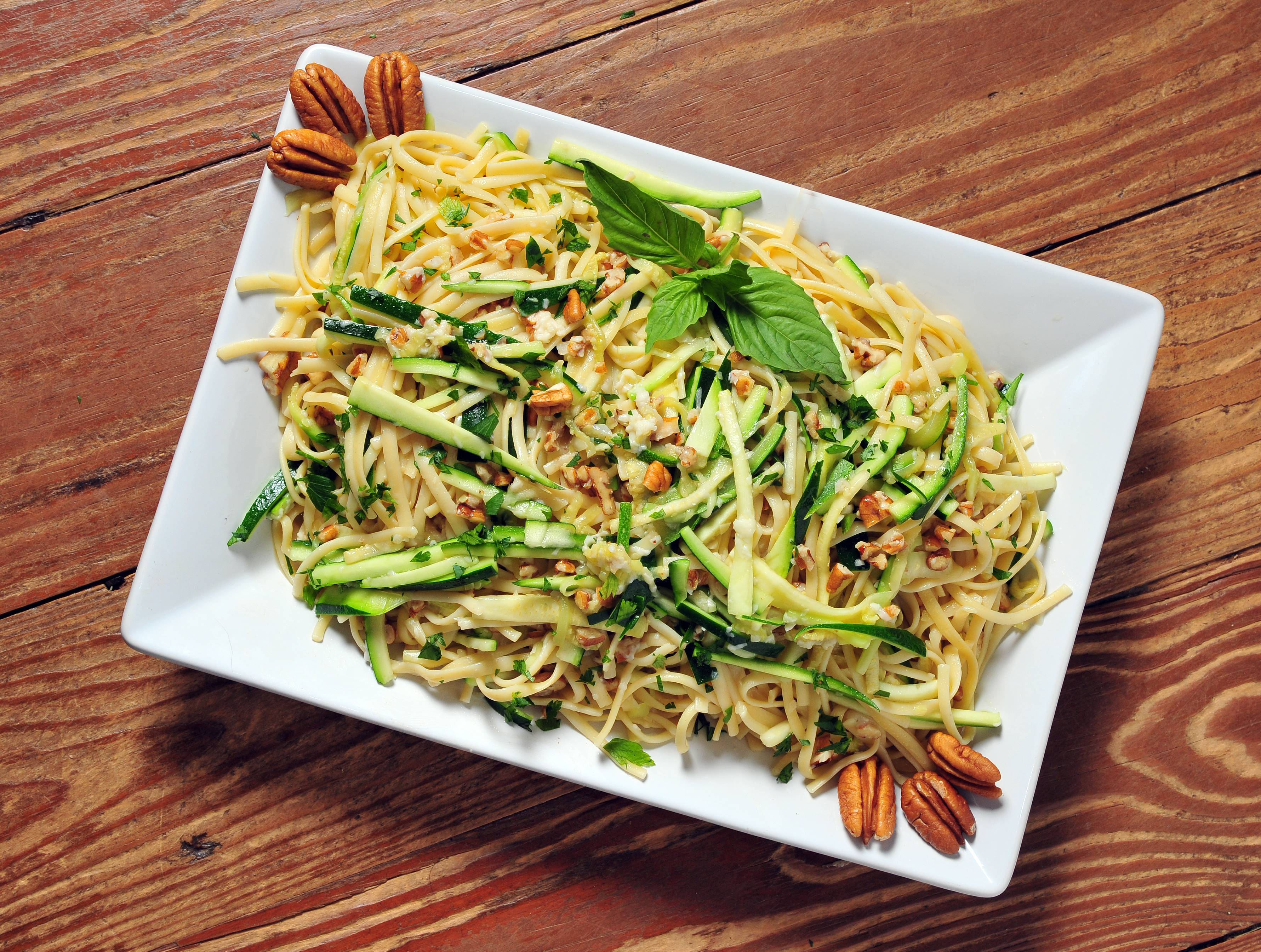 Linguini with zucchini and pecans