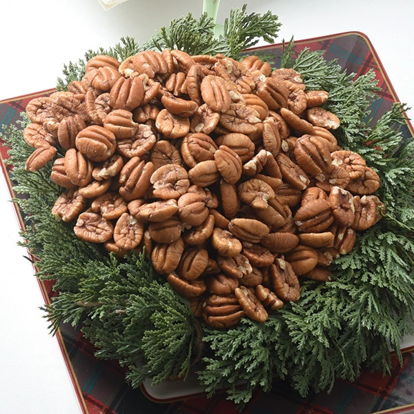 sunnyland-farms-holiday-raw-mammoth-pecan-halves