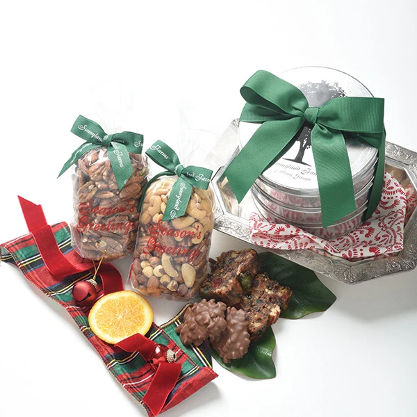 sunnyland-farms-holiday-bags-and-pecan-trio-gift-tower