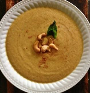 Cashew soup in a bowl