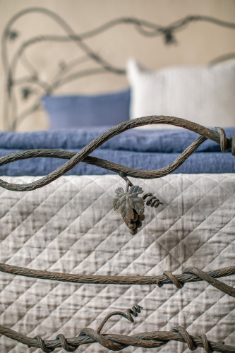 Vineyard Hand-Forged Bed
