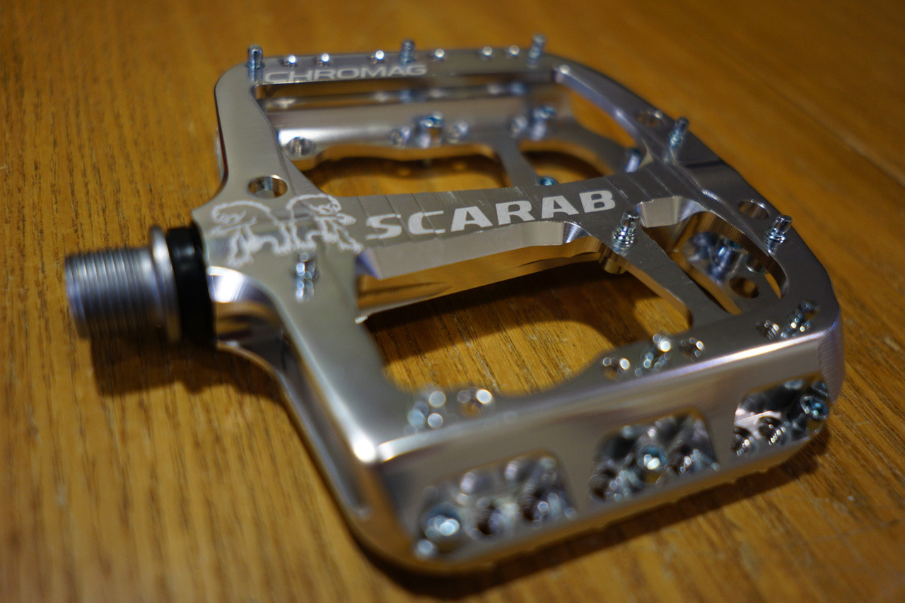 chromag scarab flat pedals