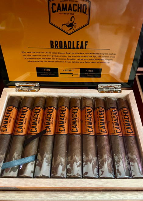 Camacho Broadleaf Robusto