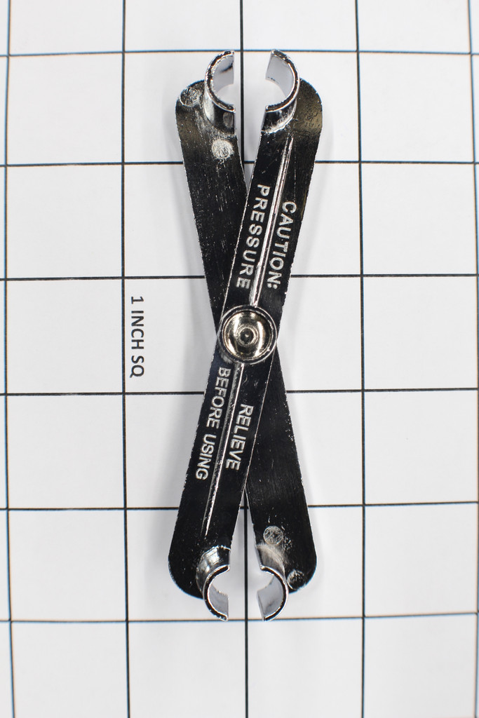 TOOL FUEL LINE REMOVAL, 996506