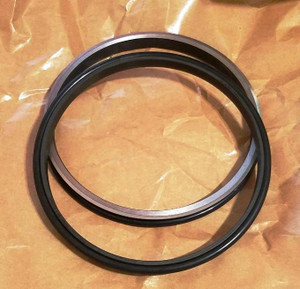 Hitachi EX200-2 EX200-3 EX200-5 Floating Seal. 4114753 Hitachi EX200-2 EX200-3 EX200-5 Floating Seal. 4114753