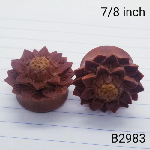 7/8 Organic Wood Carved Lotus Flower Plugs / Tunnels