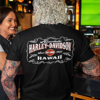 Rear view of Harley-Davidson Men's Vintage Art Black T-Shirt displaying filigree frame and Honolulu Hawaii back graphic