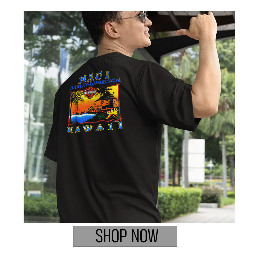 Harley-Davidson Men's Maui Sunset T-shirt. Men's Traditional S/S Crew Black Tee. 6oz. 100% Cotton Jersey. Double Needle Sleeve and Bottom Hem. Our traditional tee fits true to size, providing durable and lasting comfort.