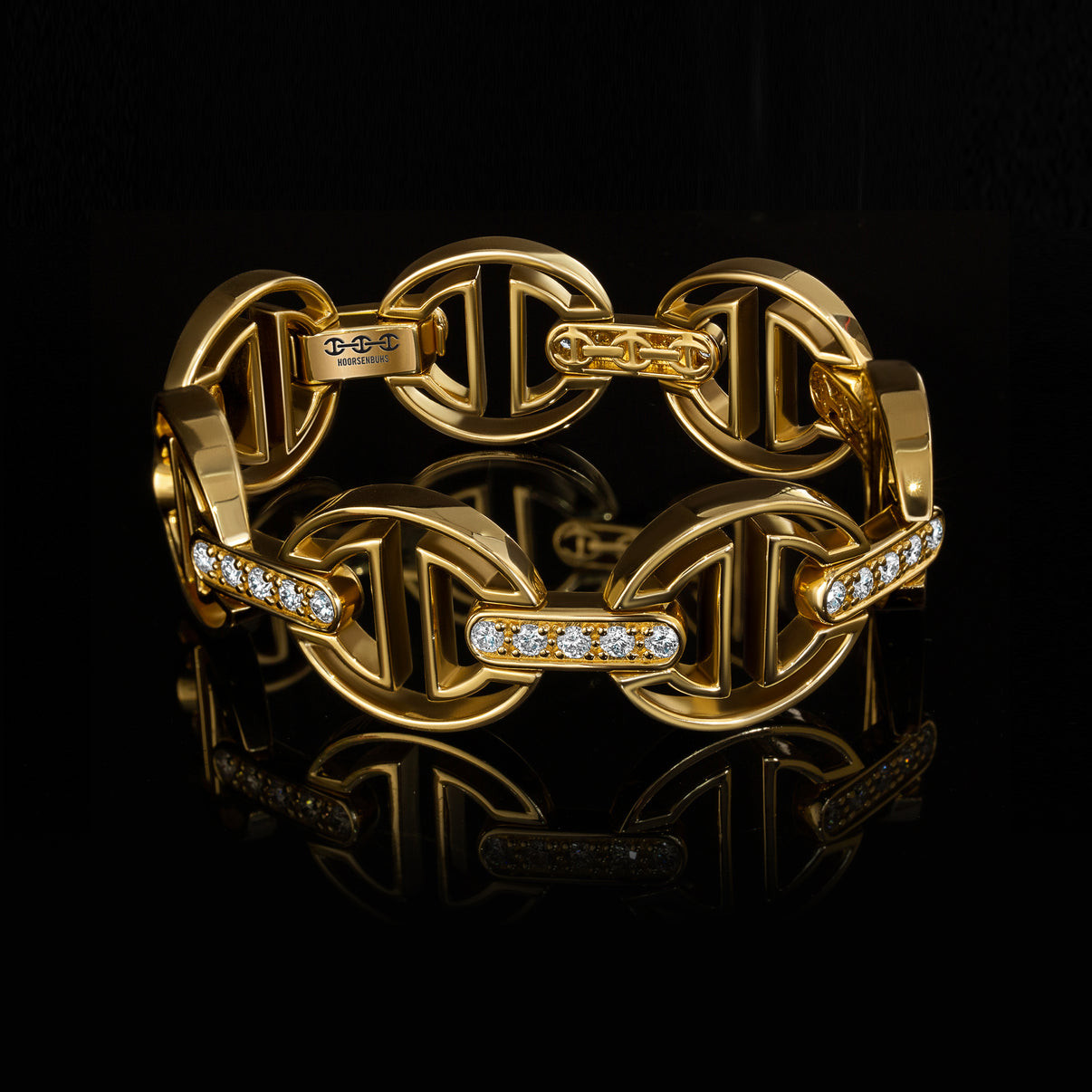 Hoorsenbuhs 18K Yellow Gold MMV Medium Link Bracelet with Diamond
