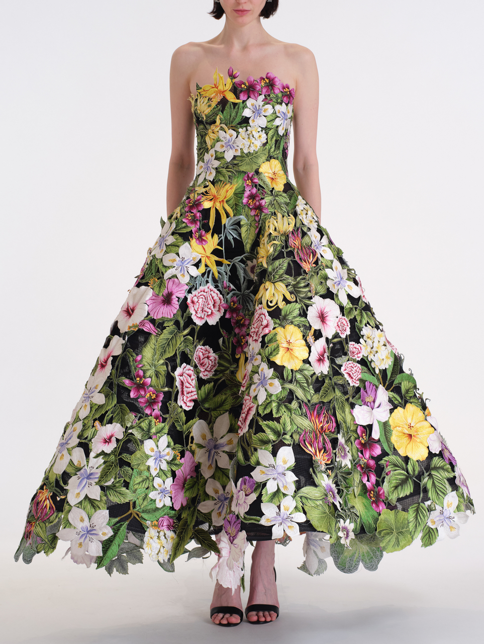 portia and scarlett bridesmaid dresses Oscar De La Renta Lilian l Preowned Wedding Dress l Los Angeles main image 1