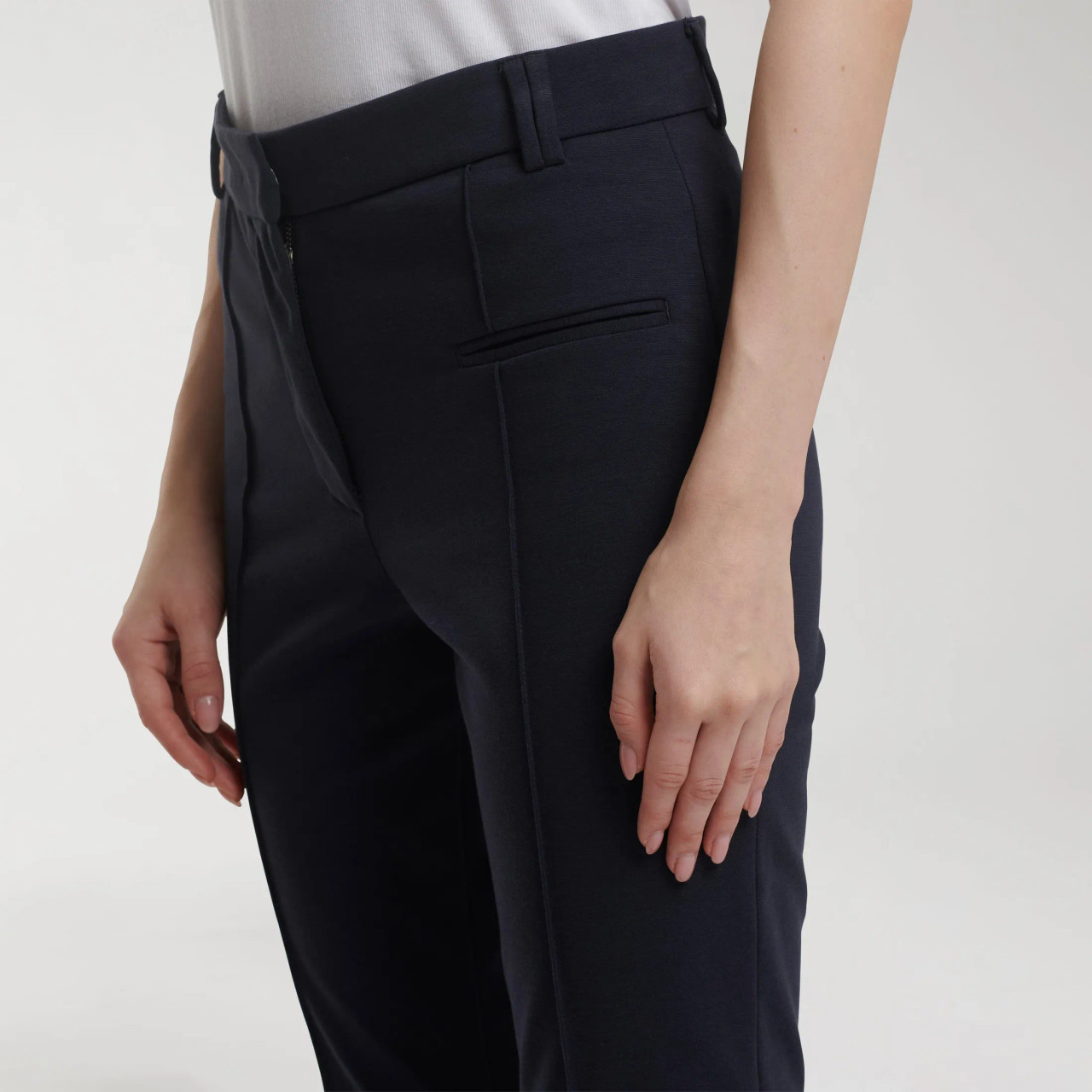 パンツ FABIANA FILIPPI Fabiana Filippi Trousers Blue Fabiana Filippi Cotton Skinny Trousers in Blue Ink