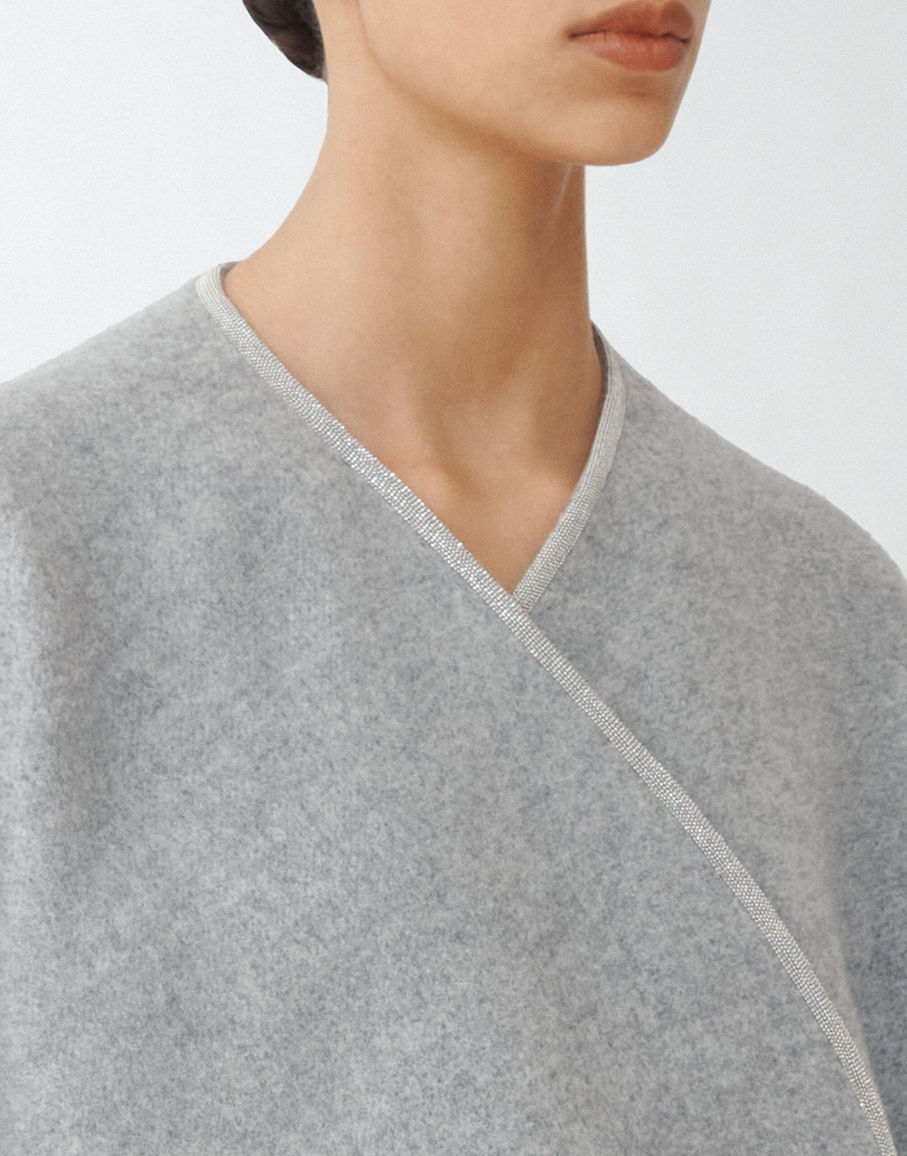 Fabiana Filippi Platinum Open Cape with Filo Diamante Fabiana Filippi Platinum Open Cape with Filo Diamante