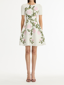 *VIRTUAL TRUNK SHOW* Oscar de la Renta Short Sleeve Porcelain Flower Jacquard Knit Dress *VIRTUAL TRUNK SHOW* Oscar de la Renta Short Sleeve Porcelain Flower Jacquard Knit Dress