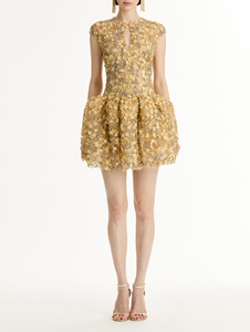*VIRTUAL TRUNK SHOW* Oscar de la Renta Cap Sleeve Bitty Hoya Flowers Cocktail Dress *VIRTUAL TRUNK SHOW* Oscar de la Renta Cap Sleeve Bitty Hoya Flowers Cocktail Dress