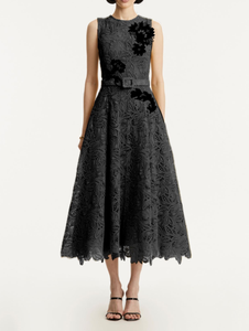 *VIRTUAL TRUNK SHOW* Oscar de la Renta Short Sleeve Cutout Velvet Embroidered Cocktail Dress