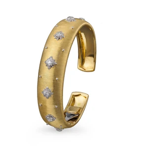 Buccellati Macri 18K Yellow and White Gold Diamond Cuff Bracelet (15.5cm), Size 16