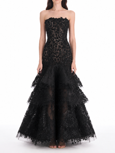 *VIRTUAL TRUNK SHOW* Oscar de la Renta Strapless Chrysanthemum Velvet Guipure Gown