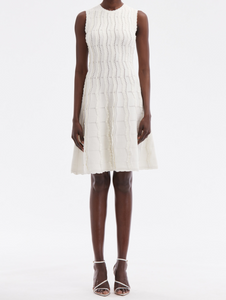 Oscar de la Renta Wave Knit Fit & Flare Dress in Ivory, Size Small Oscar de la Renta Wave Knit Fit & Flare Dress in Ivory, Size Small