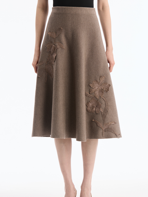 *VIRTUAL TRUNK SHOW* Oscar de la Renta Embroidered Knit Flare Skirt