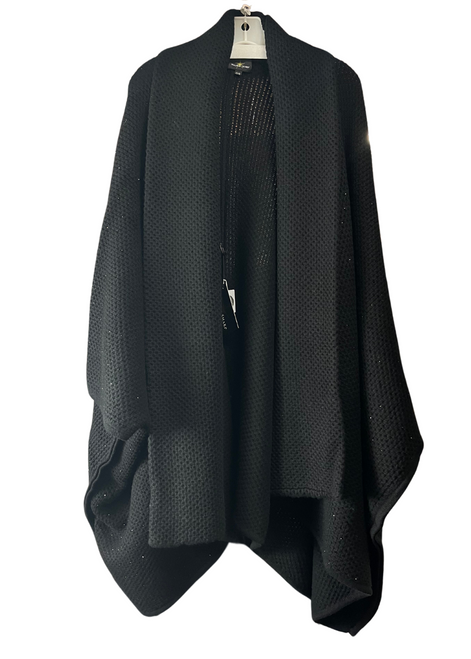 William Sharp Isla Cape in Black