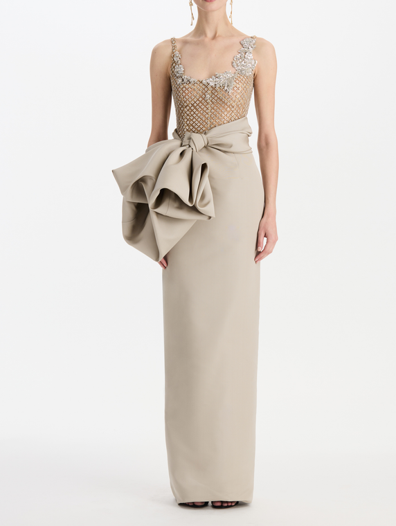 *VIRTUAL TRUNK SHOW* Oscar de la Renta Sleeveless Crystal Embroidered Draped Faille Gown