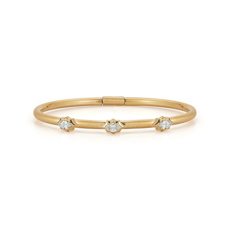 Jade Trau 18K Yellow Gold Maverick Station Plié Bangle (High Polish), Size Large