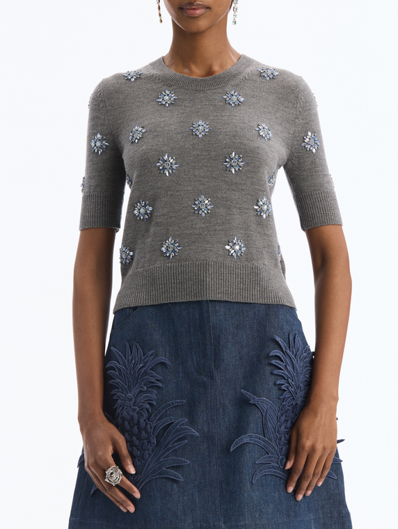 Oscar de la Renta Allover Crystal Motif Short Sleeve Pullover in Charcoal, Size Small