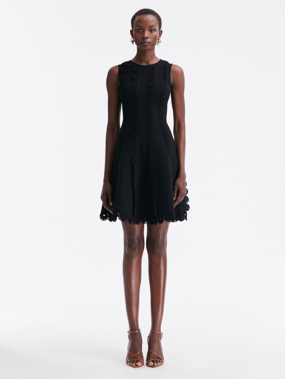 Oscar de la Renta Scalloped Fit & Flare Dress in Black, Size Small