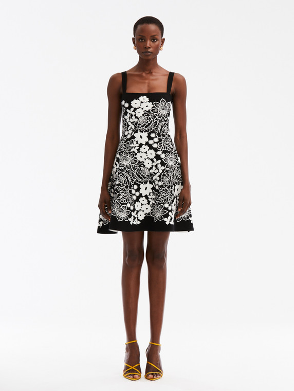 Oscar de la Renta Mixed Botanical Jacquard Dress in Black/White, Size Small