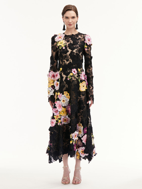 *VIRTUAL TRUNK SHOW* Oscar de la Renta Long Sleeve Orchid Threadwork Orchid Guipure Gown in Black