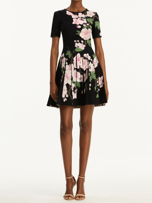 Oscar de la Renta Cherry Blossom Pleated Jacquard Dress in Navy/Pink