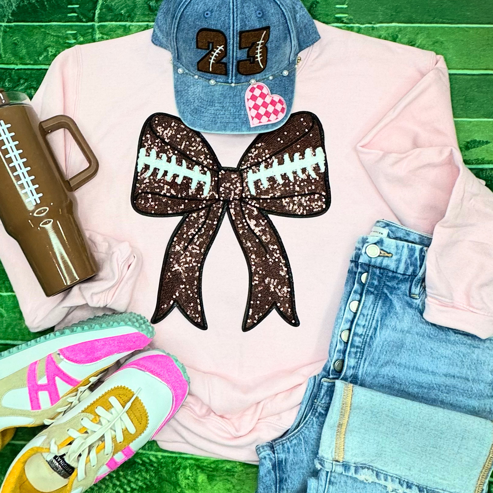 18000pinkfootballbowsequins__1