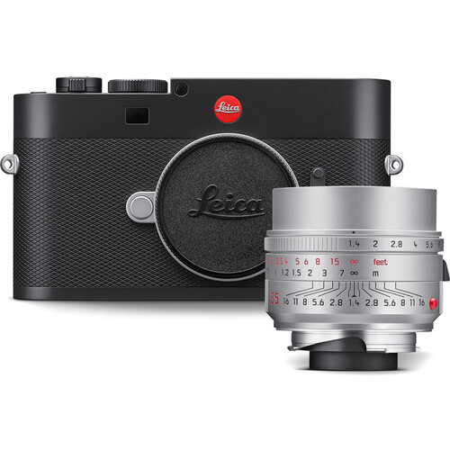 Mirrorless Camera with lens