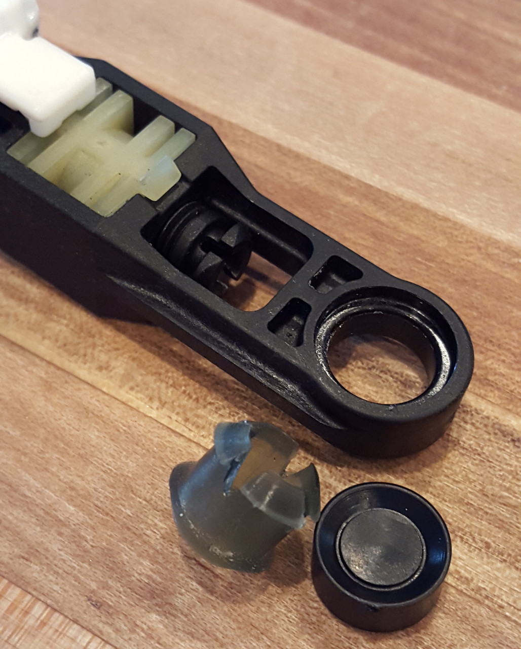 Shop Mazda Tribute Shift Cable Bushing Repair Kit Online