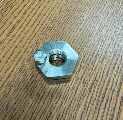 LATE MODEL SURFACE DRIVE PROPELLER NUT