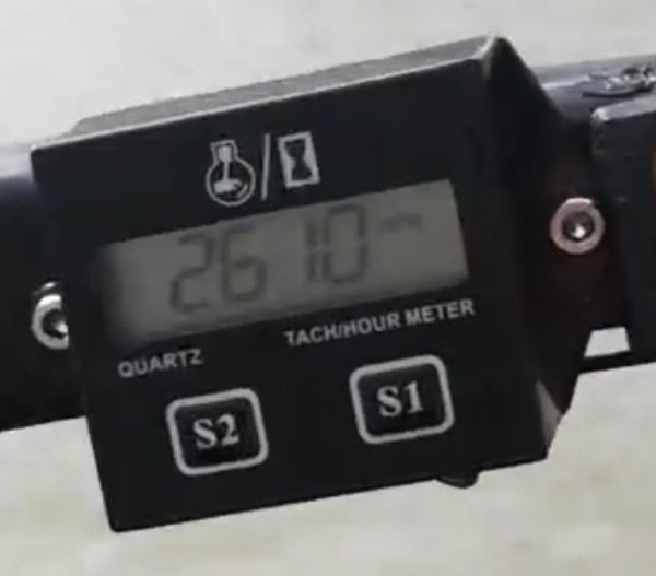 HOUR METER