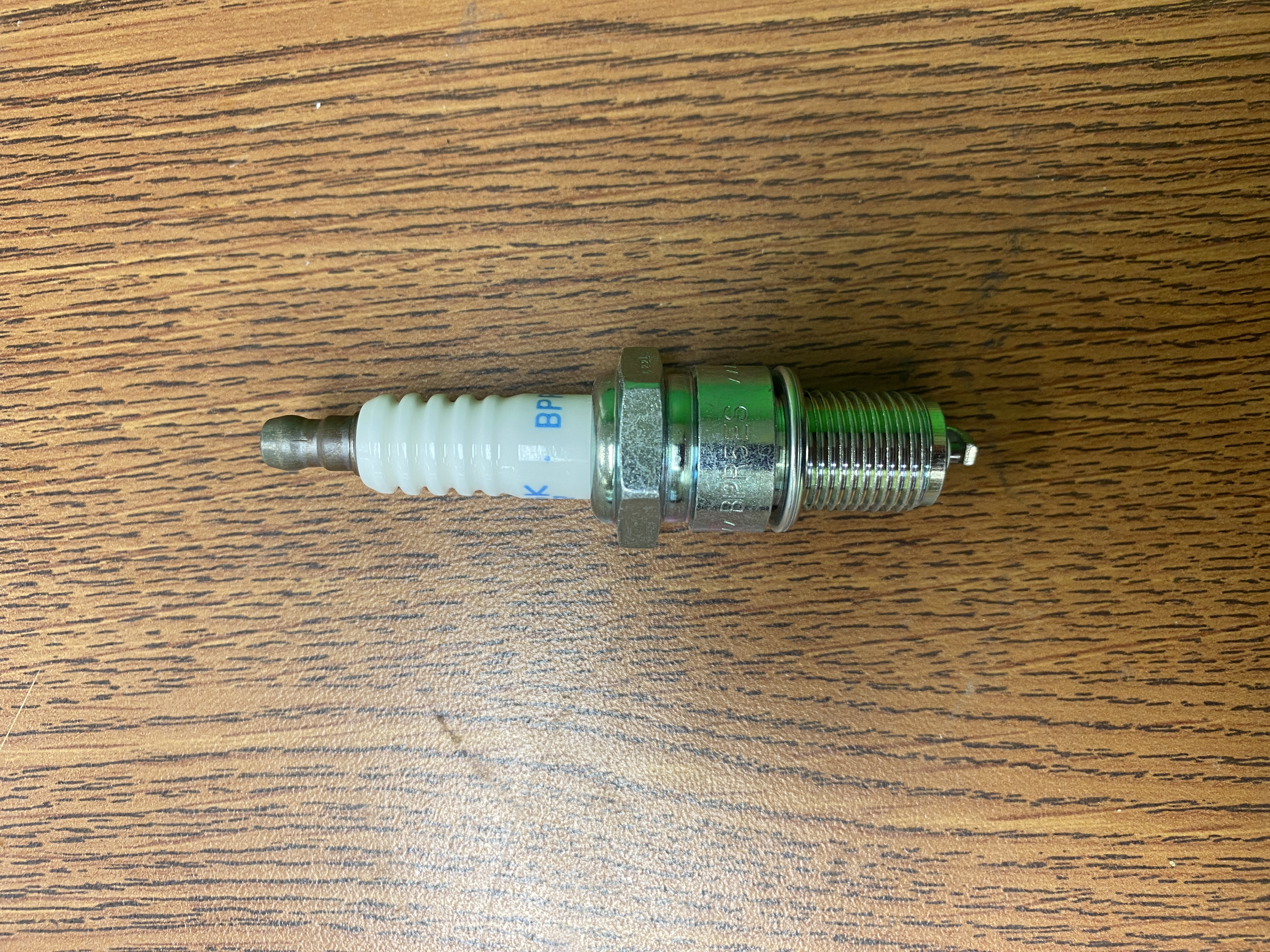 SPARK PLUGS FOR R670D & R740 - Mud-Skipper