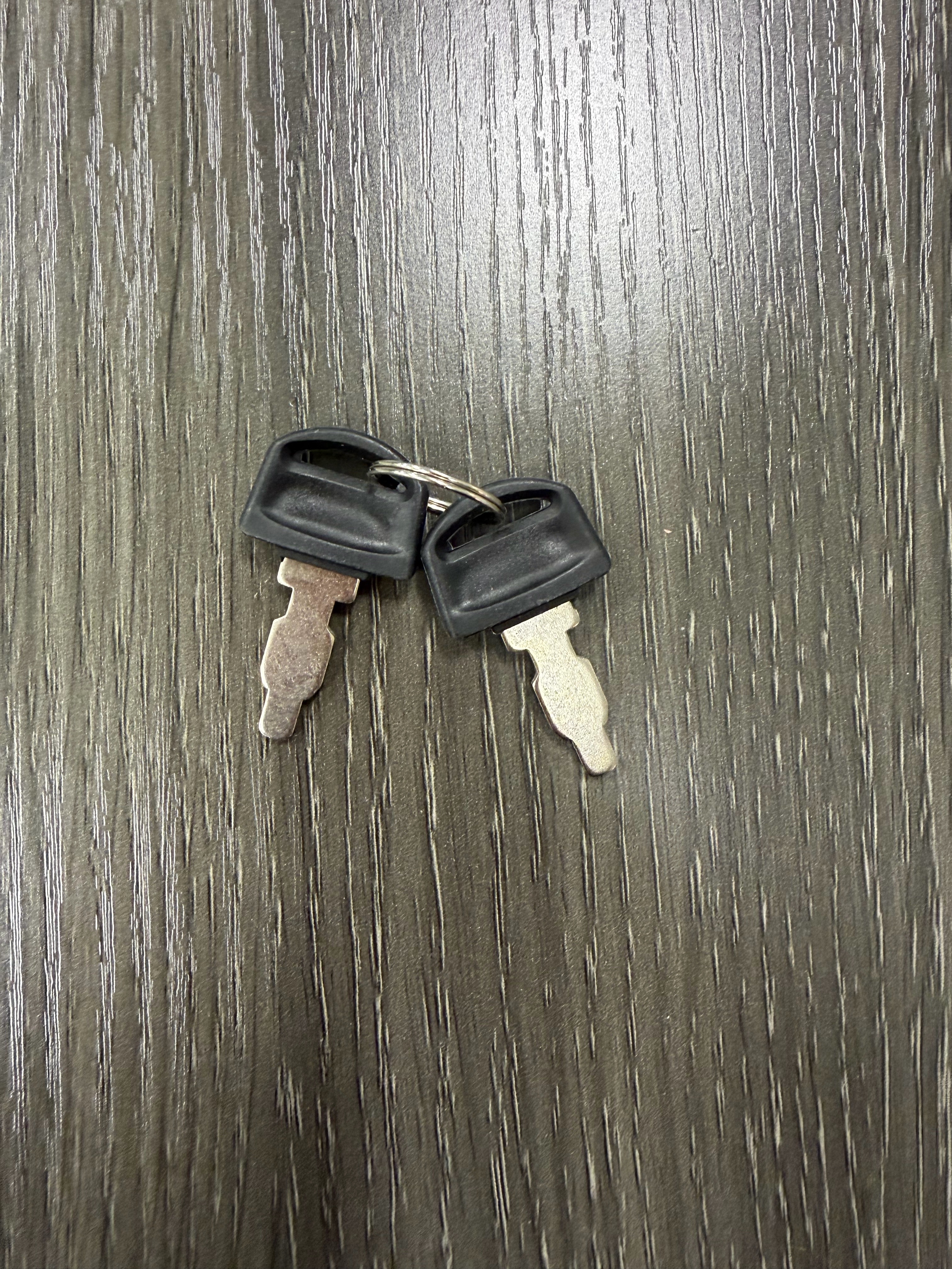 ENGINE KEYS FOR R670D & R740D