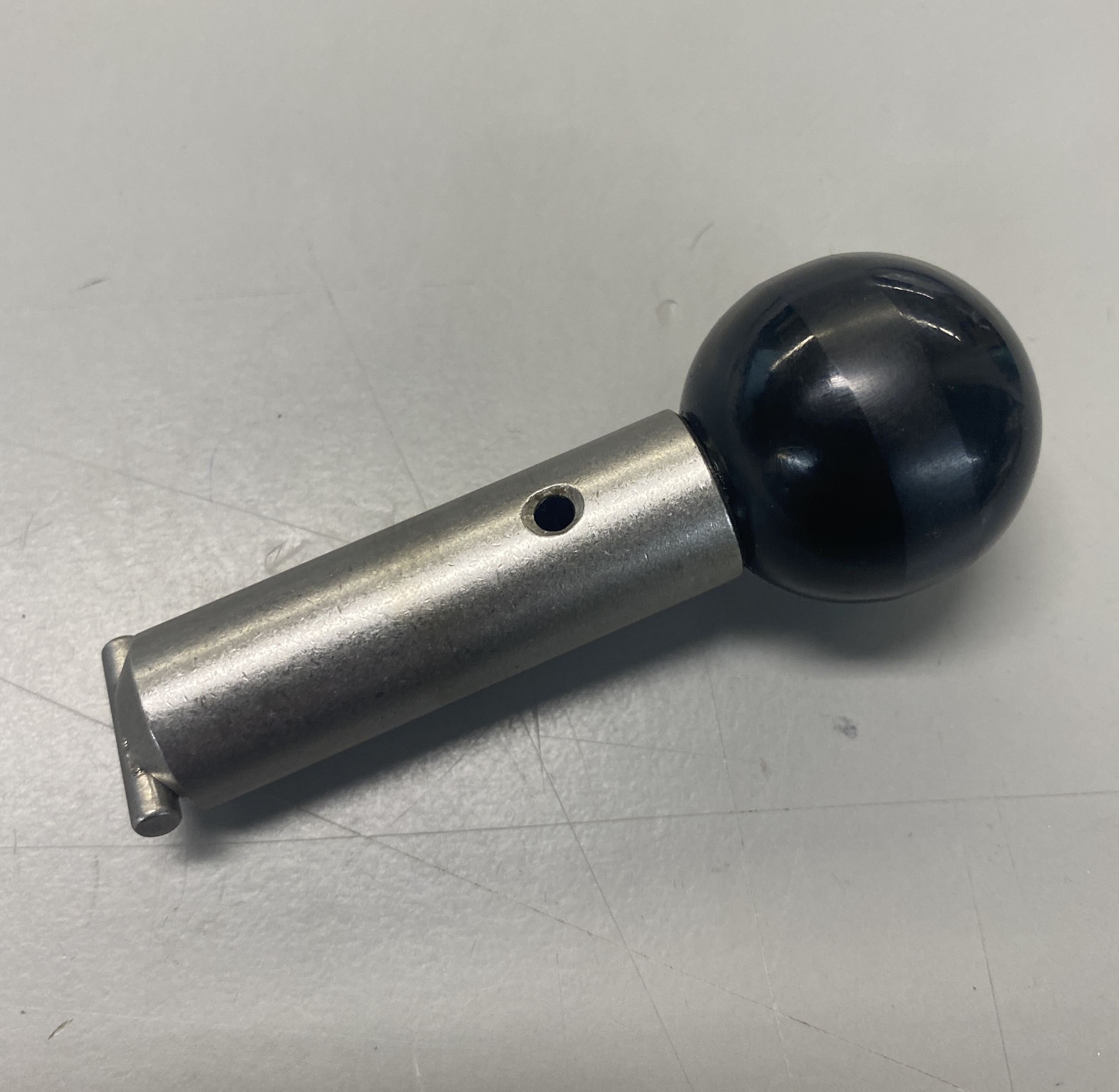 SURFACE DRIVE ANGLE LOCK