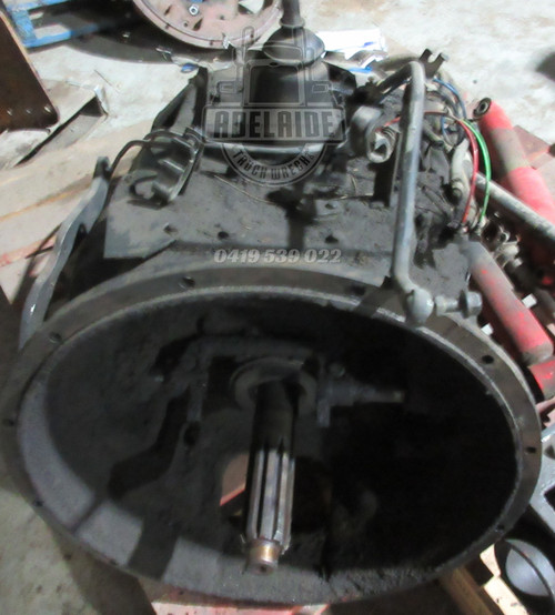 Sterling - Eaton Fuller gearbox transmission - Wrecking Truck (77)
