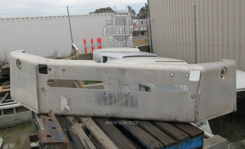 Freightliner Coronado bumper bar - Wrecking Truck (81)