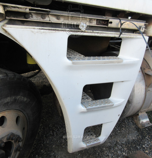 White Side Steps - Freightliner 2009 - Wrecking Truck (159)
