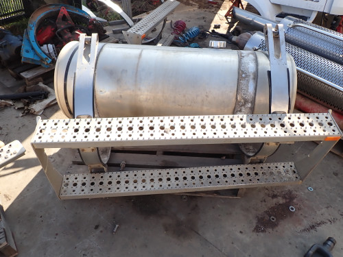 2001 Freightliner 379 Litre Diesel Tank