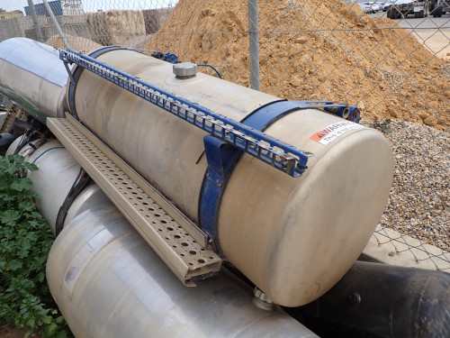 2003 Freightliner 568Litre Fuel Tank