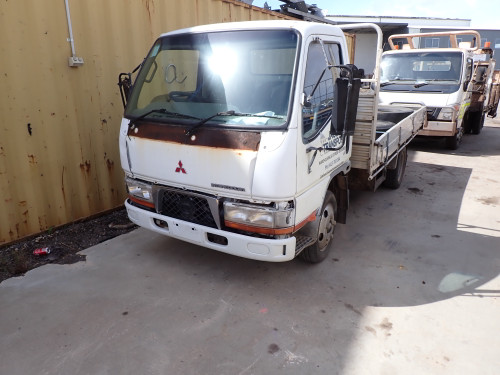 2004 Mitsubishi Canter L500/600 5 Speed