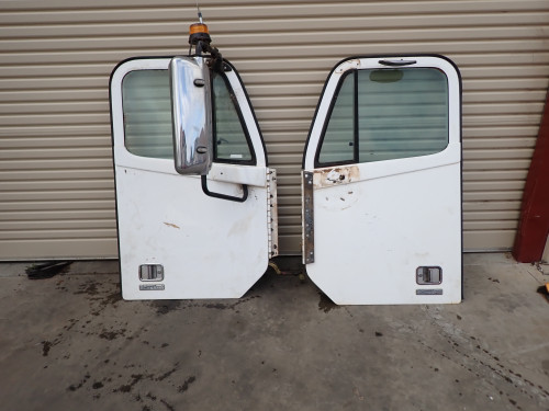 Freightliner Century ST LH & RH Doors