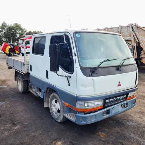 2000 Mitsubishi Canter L 500/600 Dual Cab Tabletop