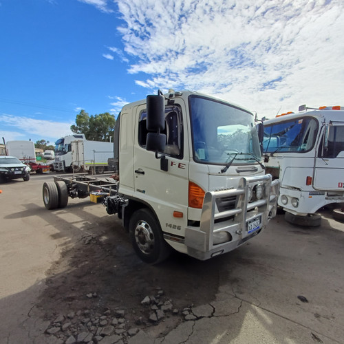 Hino 2011 500 FE-7J 1426